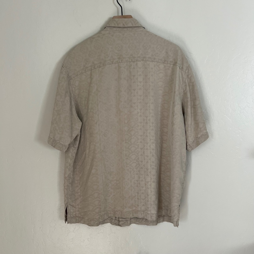 Tori Richard Honolulu Beige Short Sleeve Button Up Shirt - Picture 4 of 4